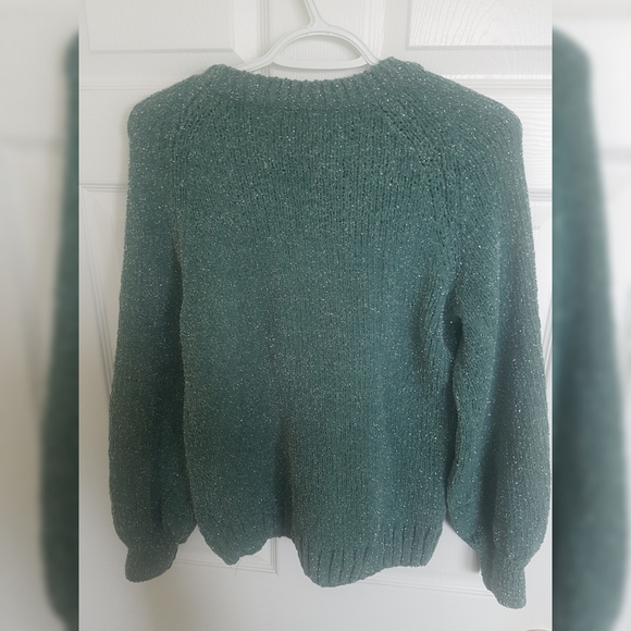 H&M - Sweater - Picture 2 of 3